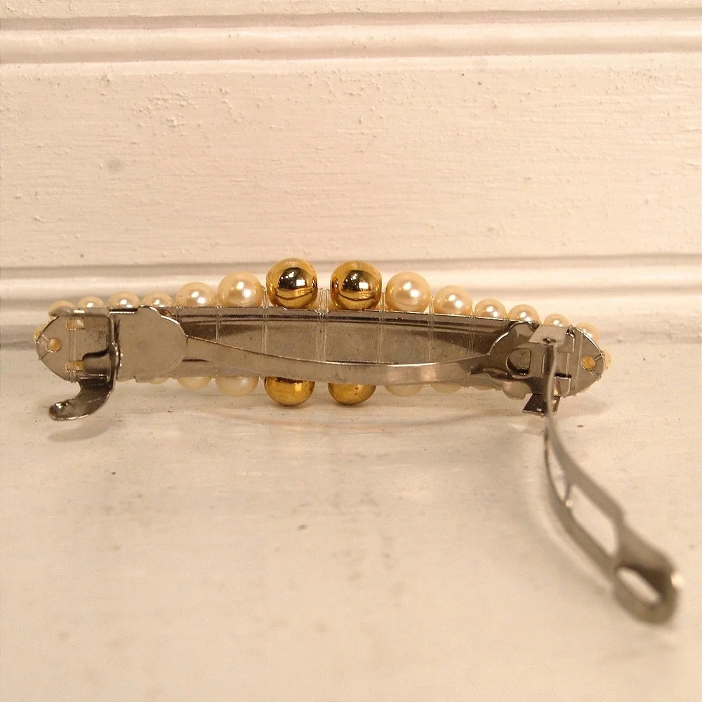 Vintage hair Barrette beaded pearl ivory‎ gold Flower